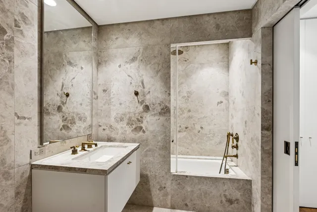 $9,000 | 527 West 27th Street, Unit 4B | Chelsea