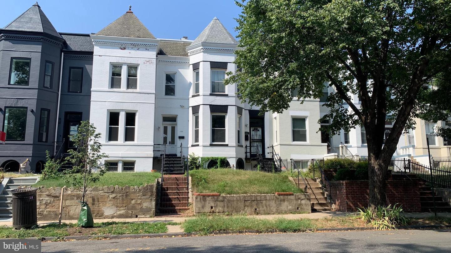 144 R Street Northeast Washington, DC 20002 - Photo 1 of 60
