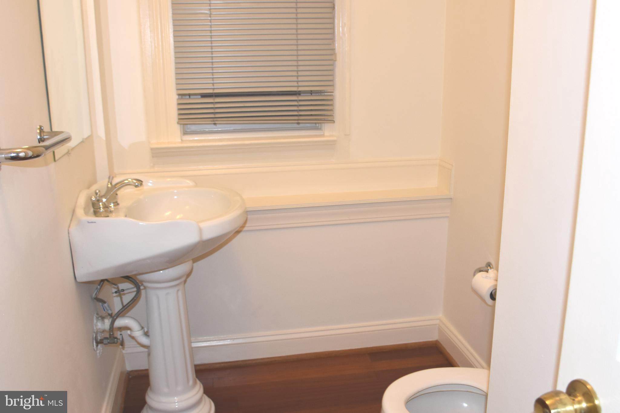 144 R Street Northeast Washington, DC 20002 - Photo 23 of 60