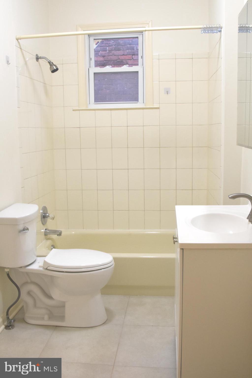 144 R Street Northeast Washington, DC 20002 - Photo 37 of 60