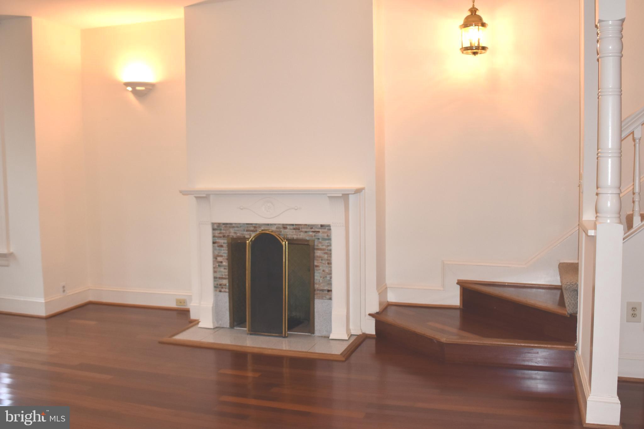 144 R Street Northeast Washington, DC 20002 - Photo 5 of 60