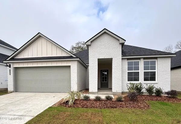 $255,500 | 119 Harvest Falls Drive, Broussard, LA 70518