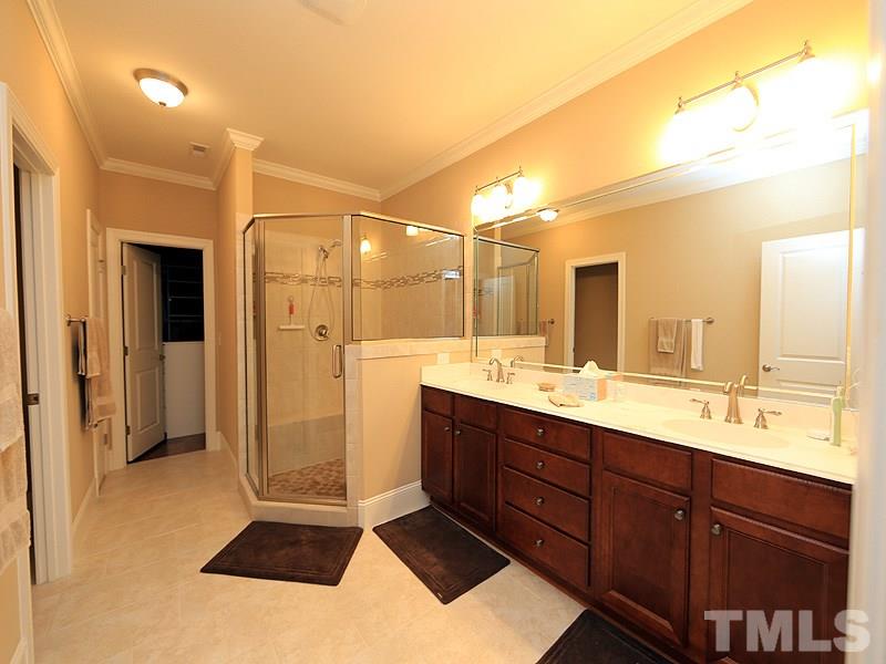 8030 Lloyd Allyns Way Raleigh, NC 27615 - Photo 9 of 22 Gallery Image 9