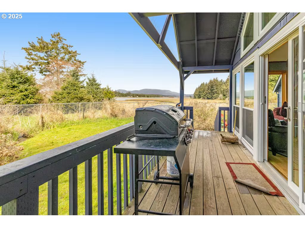 25990 Sandlake Road Cloverdale, OR 97112 - Photo 30 of 40 a view of balcony with furniture