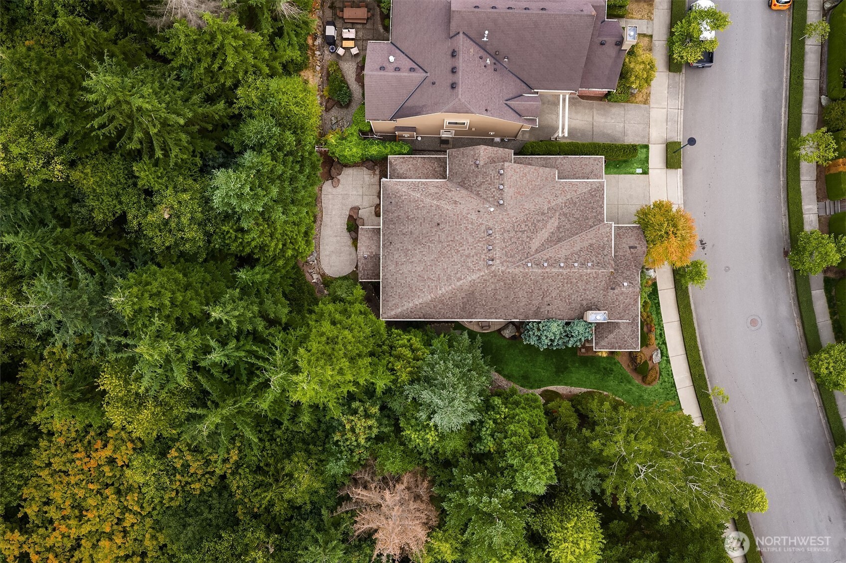 2989 Northeast Davis Loop Issaquah, WA 98029 - Photo 39 of 40 an aerial view of a house with a yard