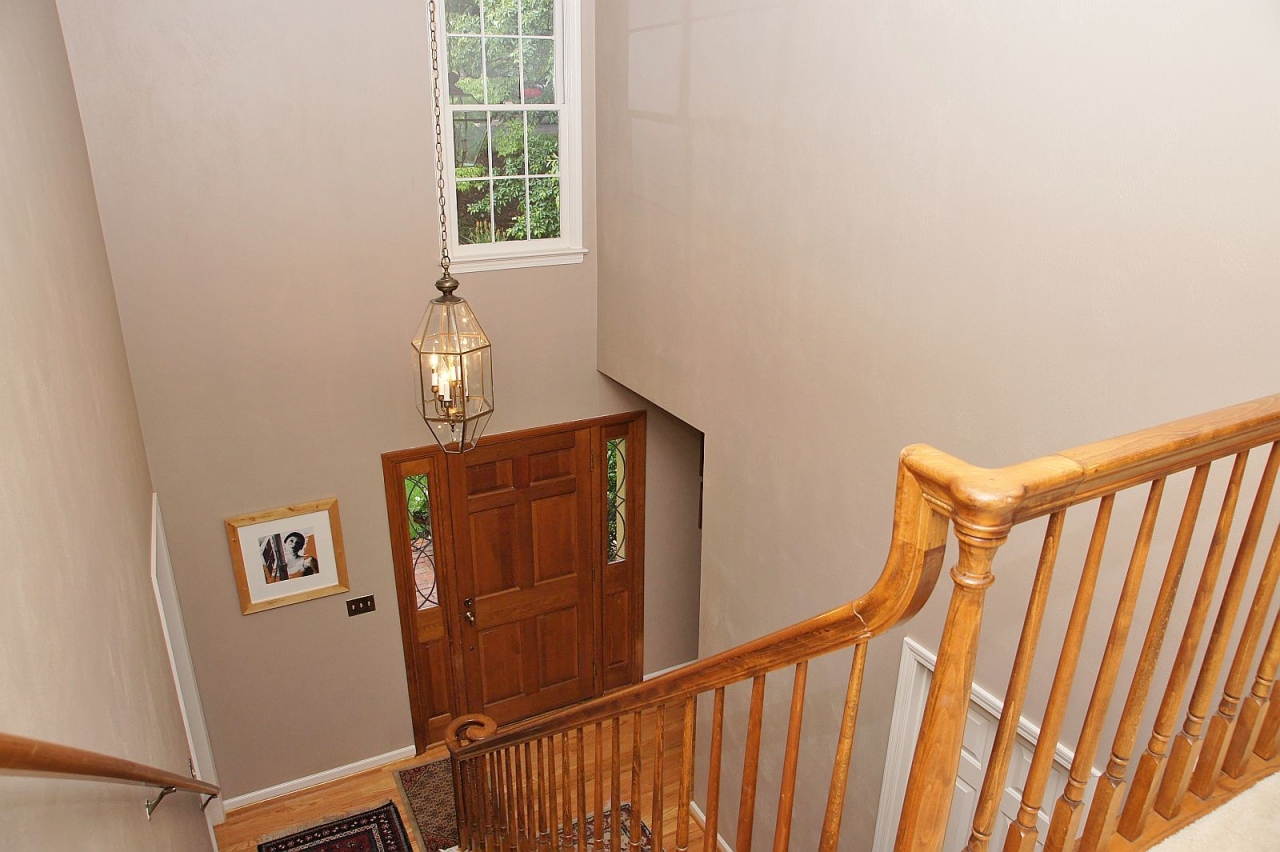 5327 Silver Fox Road Roanoke, VA 24018 - Photo 3 of 24 INTERIOR