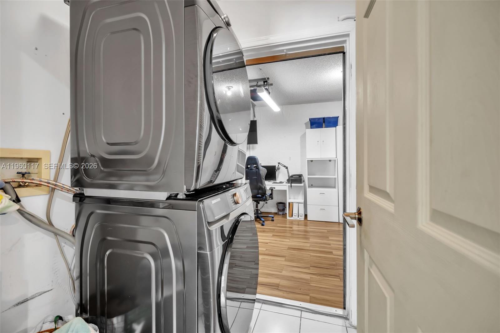 10337 Coventry Court Boca Raton, FL 33428 - Photo 29 of 44 a view of a livingroom with furniture and hardwood floor