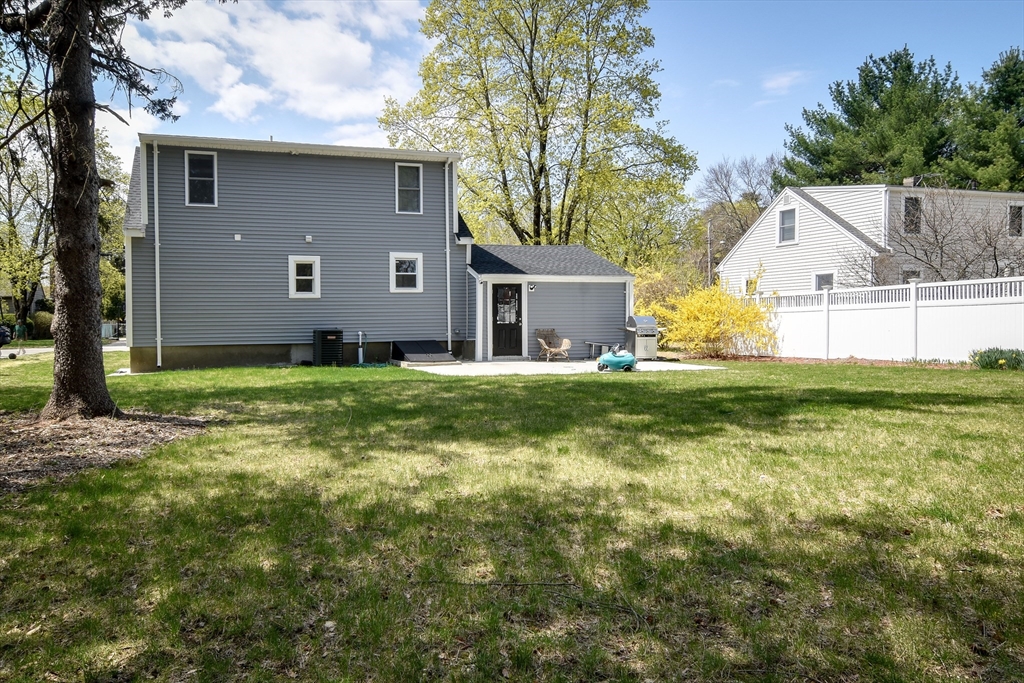 8 Lee Road Sharon, MA 02067 - Photo 19 of 20