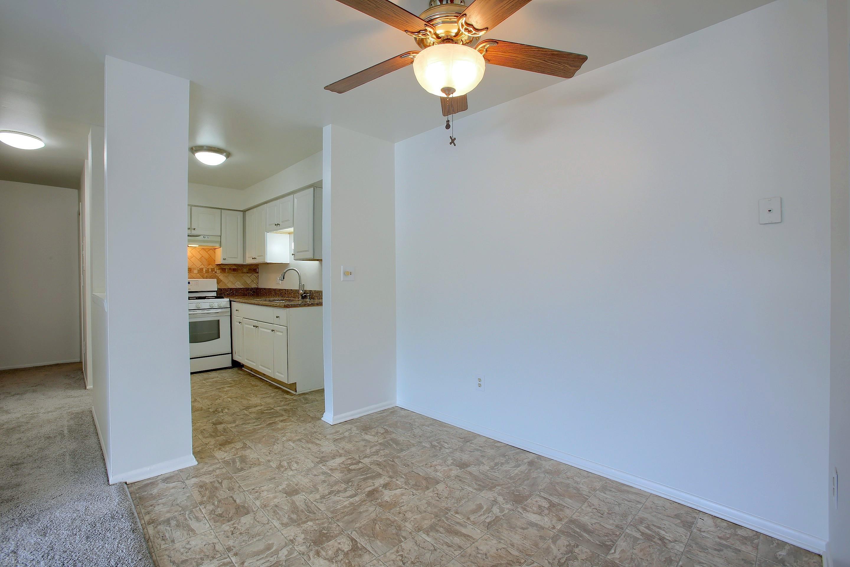 30237 Utica Road Roseville, MI 48066 - Photo 7 of 20