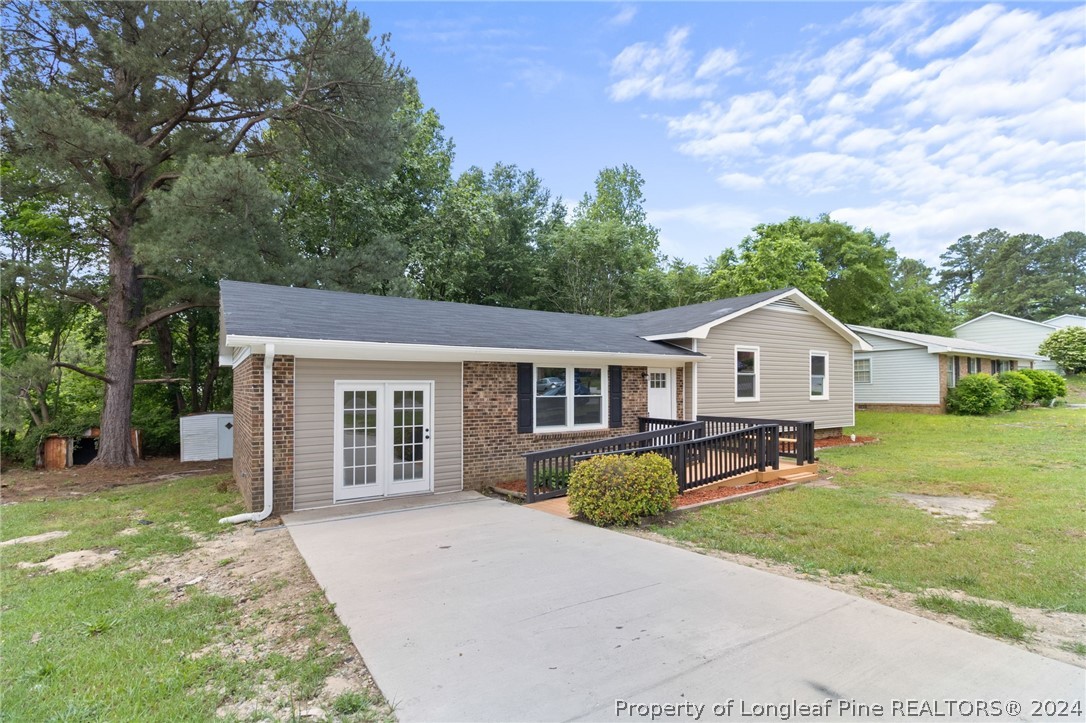 108 Azalea Drive Spring Lake, NC 28390 - Photo 3 of 28 Gallery Image 3