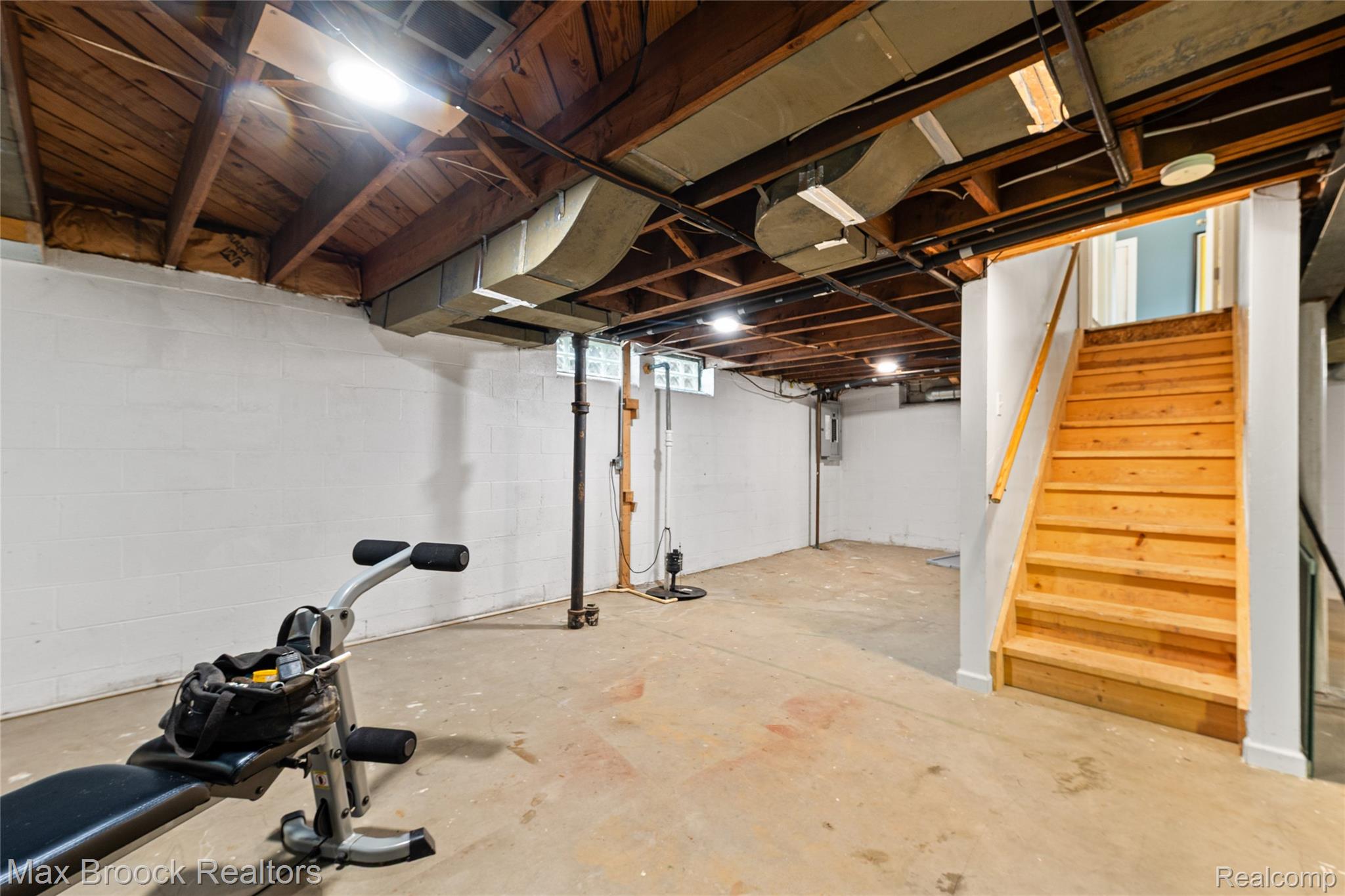 2425 Rutherford Road Bloomfield Hills, MI 48302 - Photo 33 of 35 CG72026-22.jpg