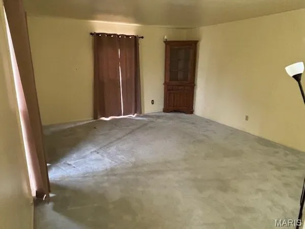 $179,900 | 908 Davis Boulevard, Sikeston, MO 63801