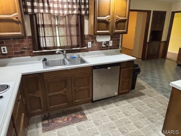 $179,900 | 908 Davis Boulevard, Sikeston, MO 63801