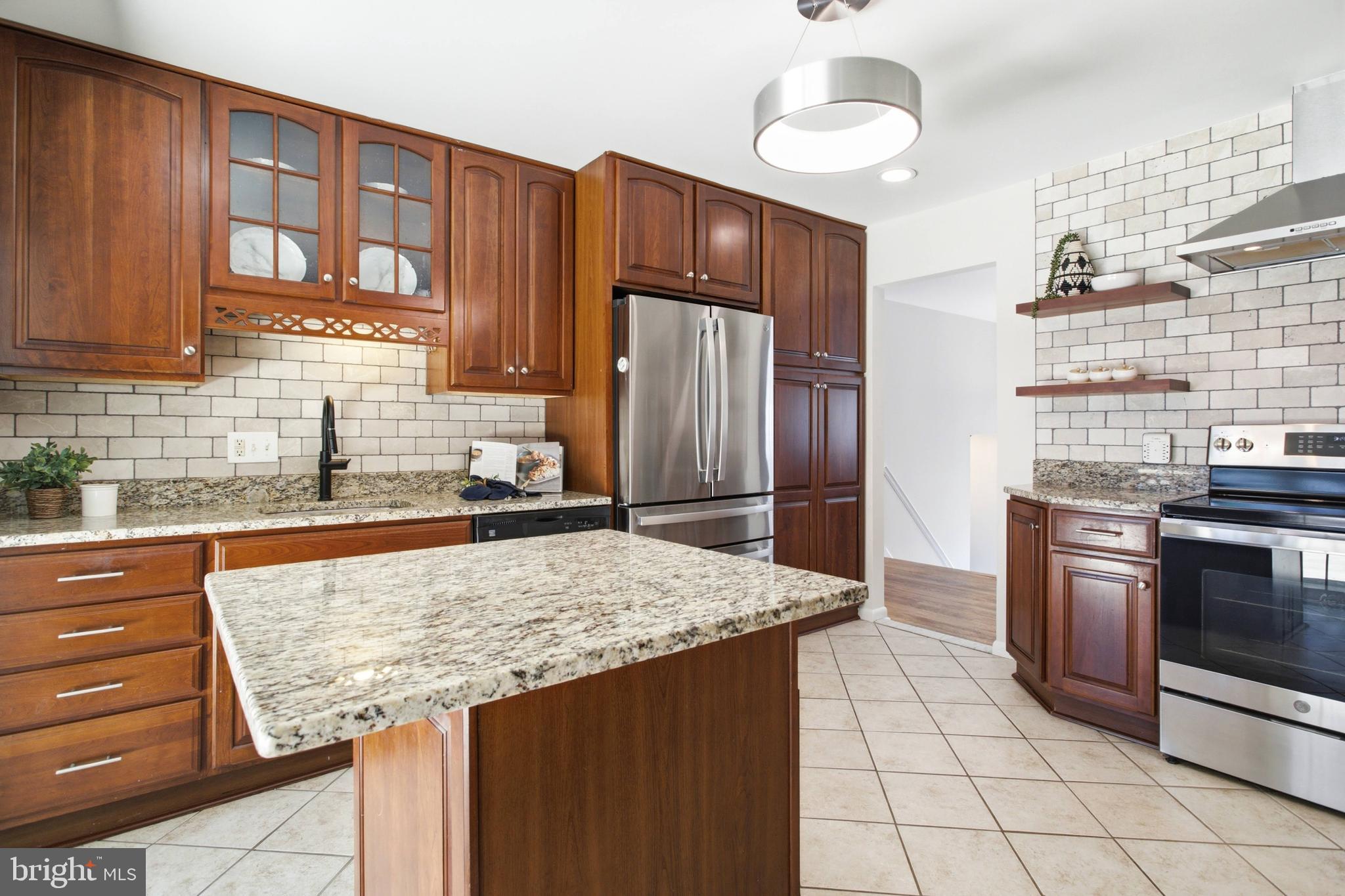 4618 Guinea Road Fairfax, VA 22032 - Photo 21 of 59