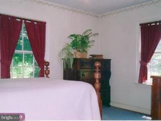 81 Blackwell Road Pennington, NJ 08534 - Photo 5 of 6