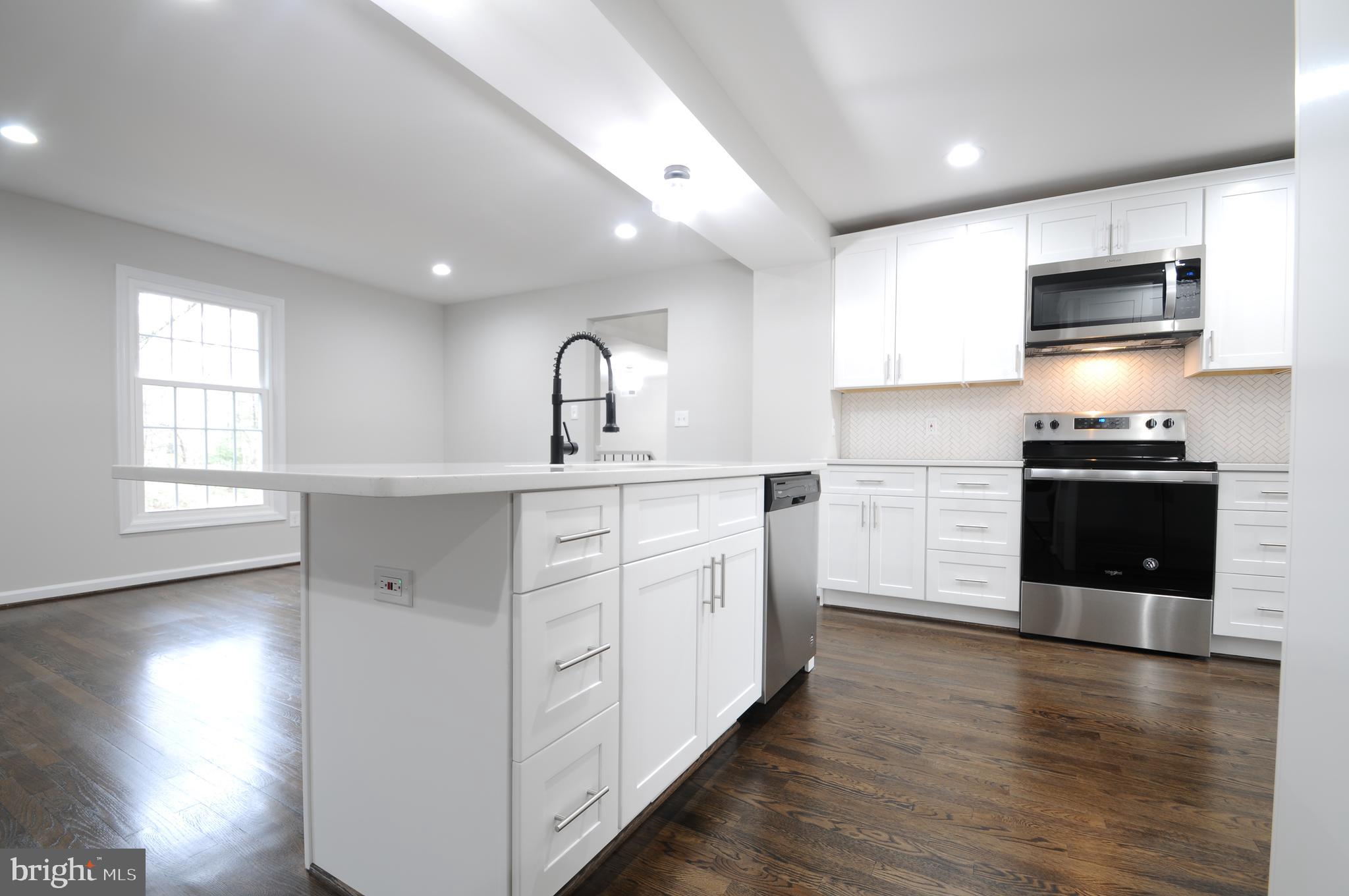 12023 Canter Lane Reston, VA 20191 - Photo 19 of 48 View of Island to Dining Area