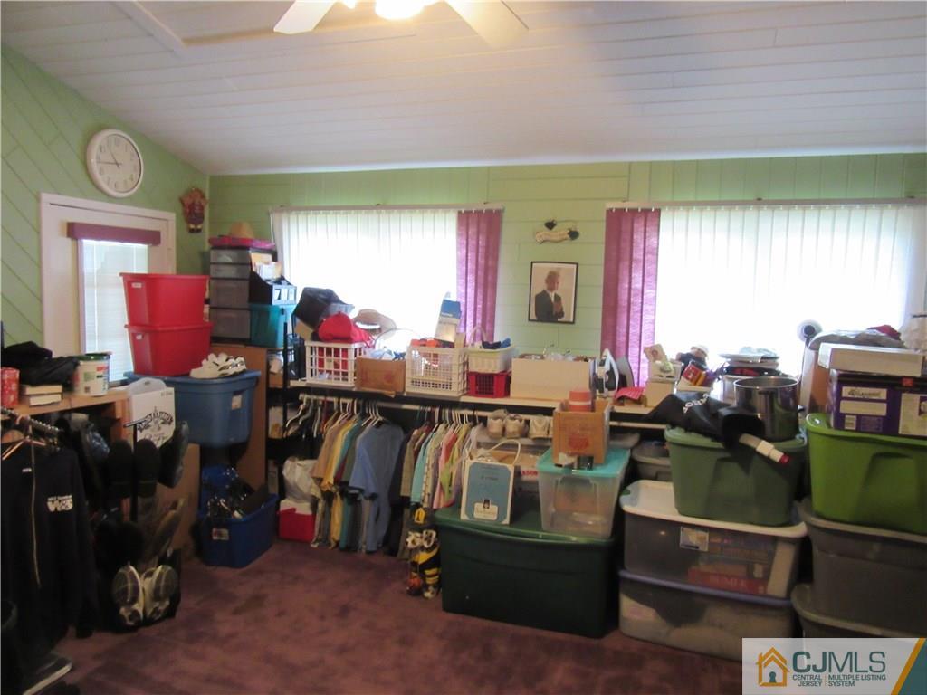 31 Emerald Road Kendall Park, NJ 08824 - Photo 9 of 20 Gallery Image 9