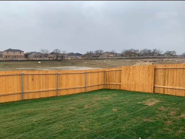 $2,175 | 104 Magnolia Drive, Sanger, TX 76266