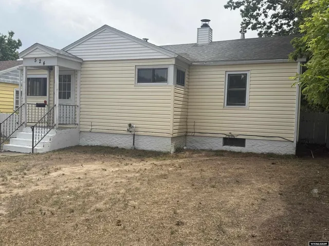 $194,000 | 524 East Murray Street, Rawlins, WY 82301