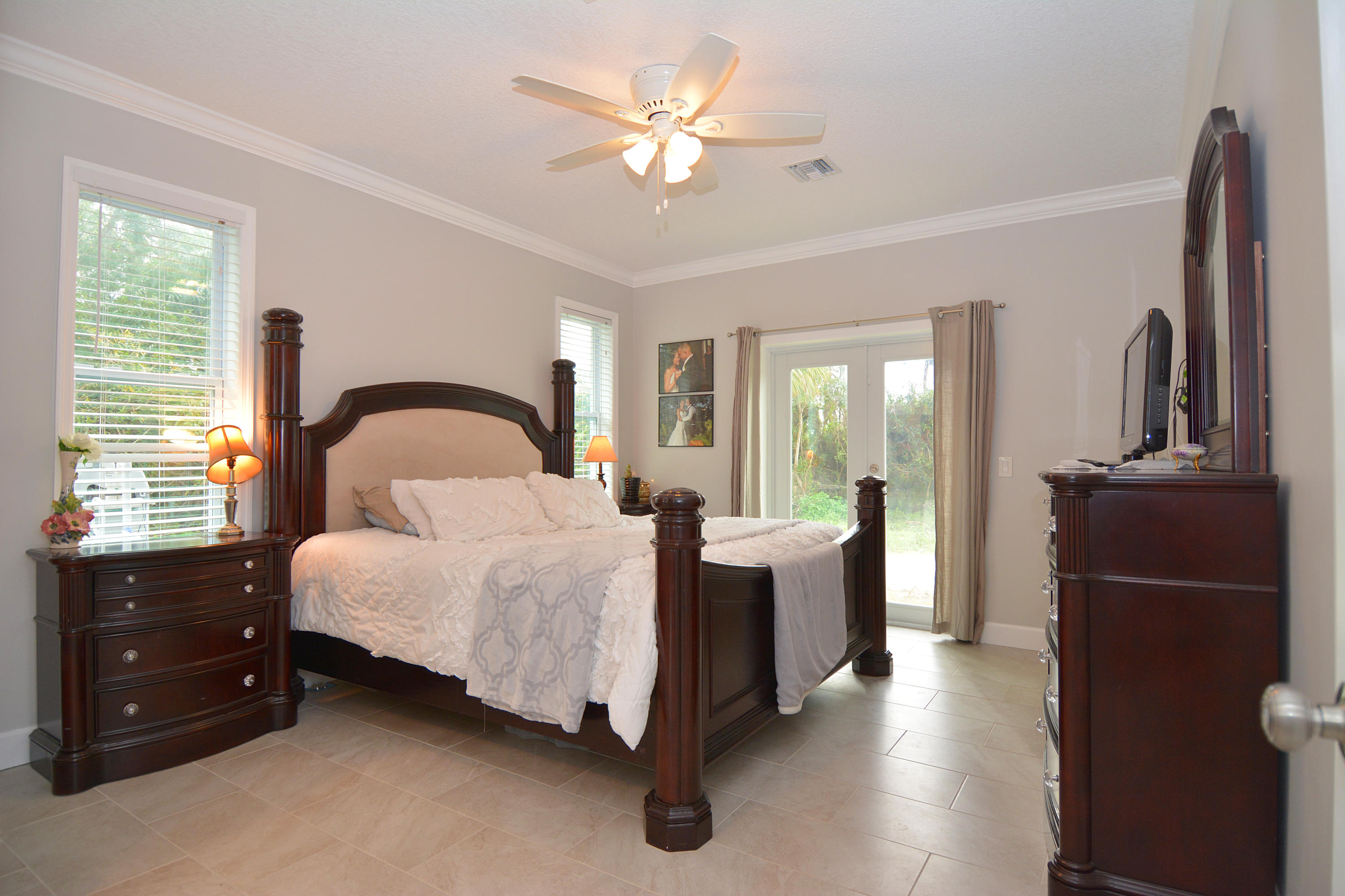 730 Southeast Salerno Road Stuart, FL 34997 - Photo 16 of 29 C 2017 MBP 011018 730 SE Salerno Rd (13)