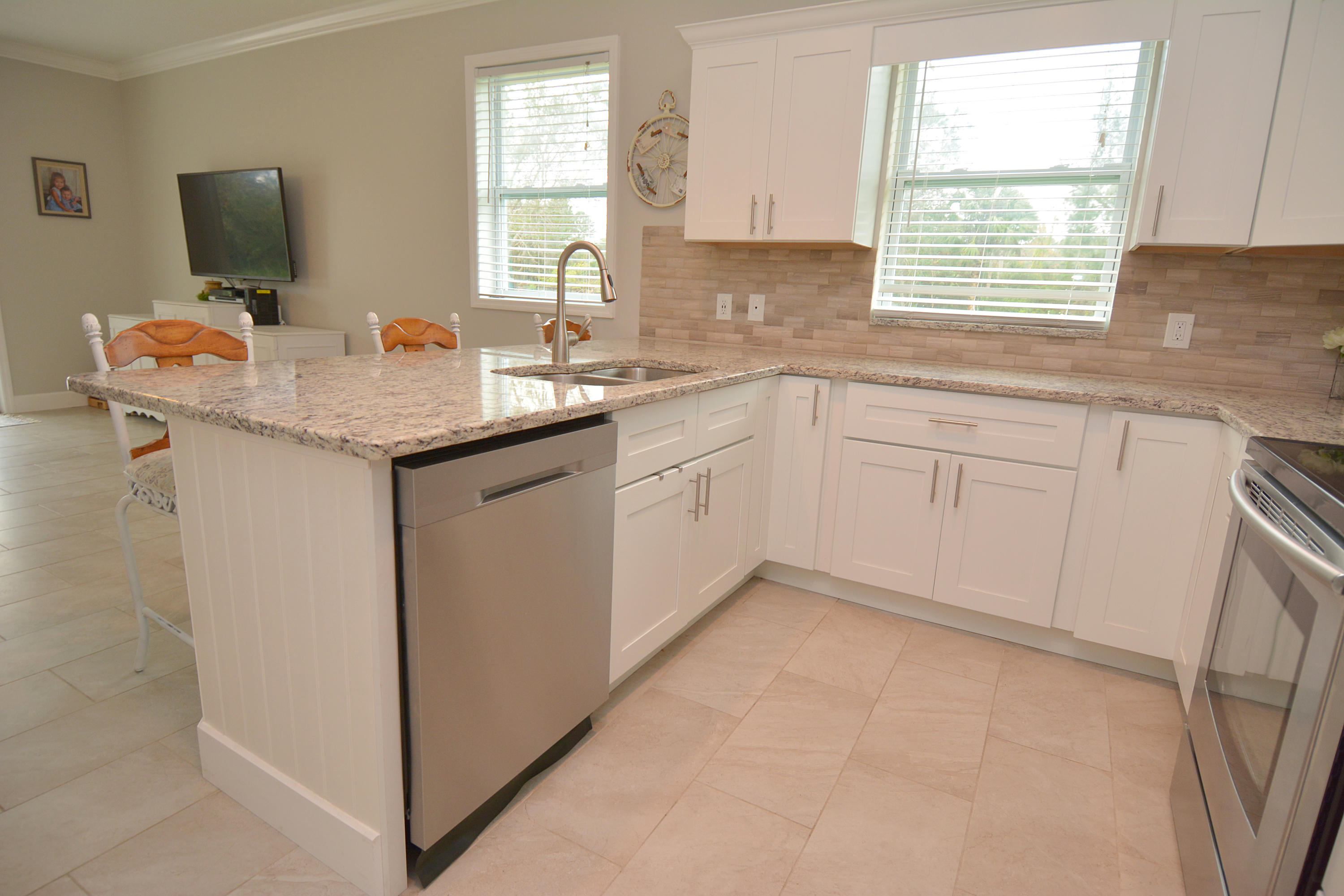 730 Southeast Salerno Road Stuart, FL 34997 - Photo 10 of 29 C 2017 MBP 011018 730 SE Salerno Rd (6)