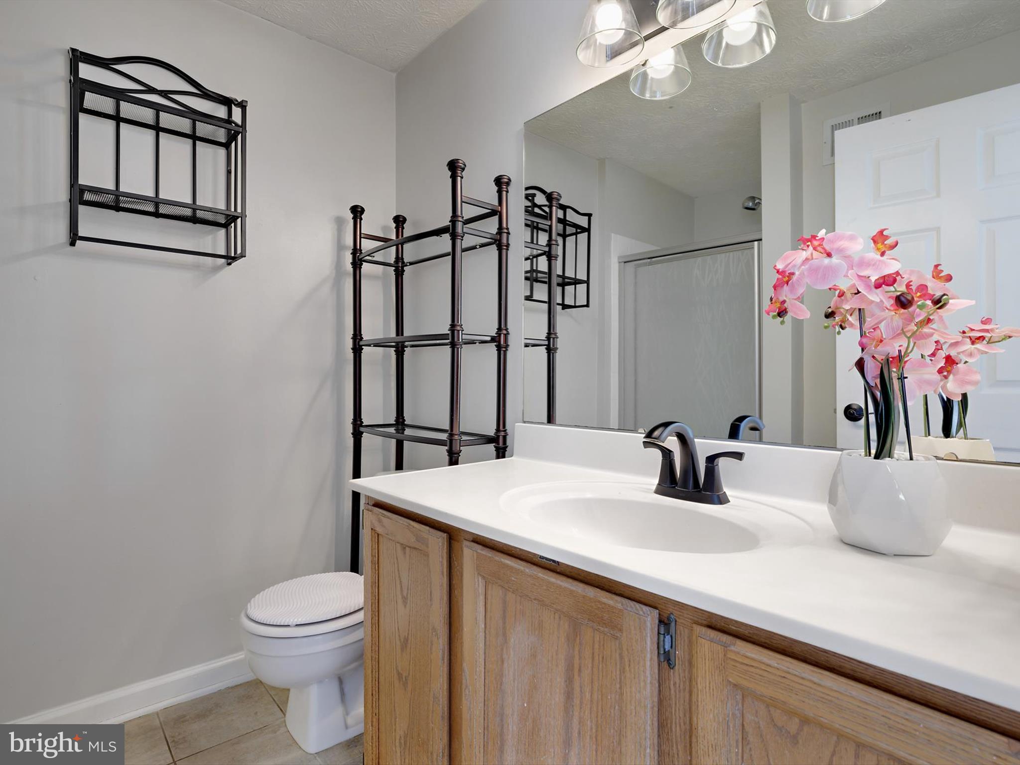 2417 Warm Spring Way Odenton, MD 21113 - Photo 18 of 53 Primary En-suite Bathroom