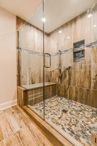 $550,000 | 1401 Burr Oak Road, Unit 108B, Hinsdale, IL 60521