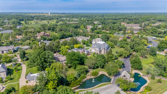 $550,000 | 1401 Burr Oak Road, Unit 108B, Hinsdale, IL 60521