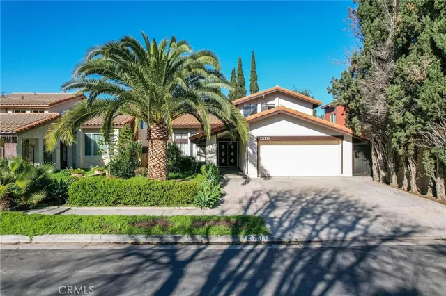 $1,049,000 | 13751 Cantlay Street, Van Nuys, CA 91405