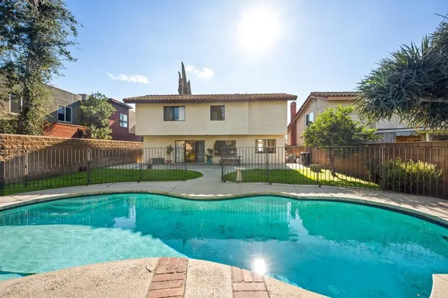 $1,049,000 | 13751 Cantlay Street, Van Nuys, CA 91405