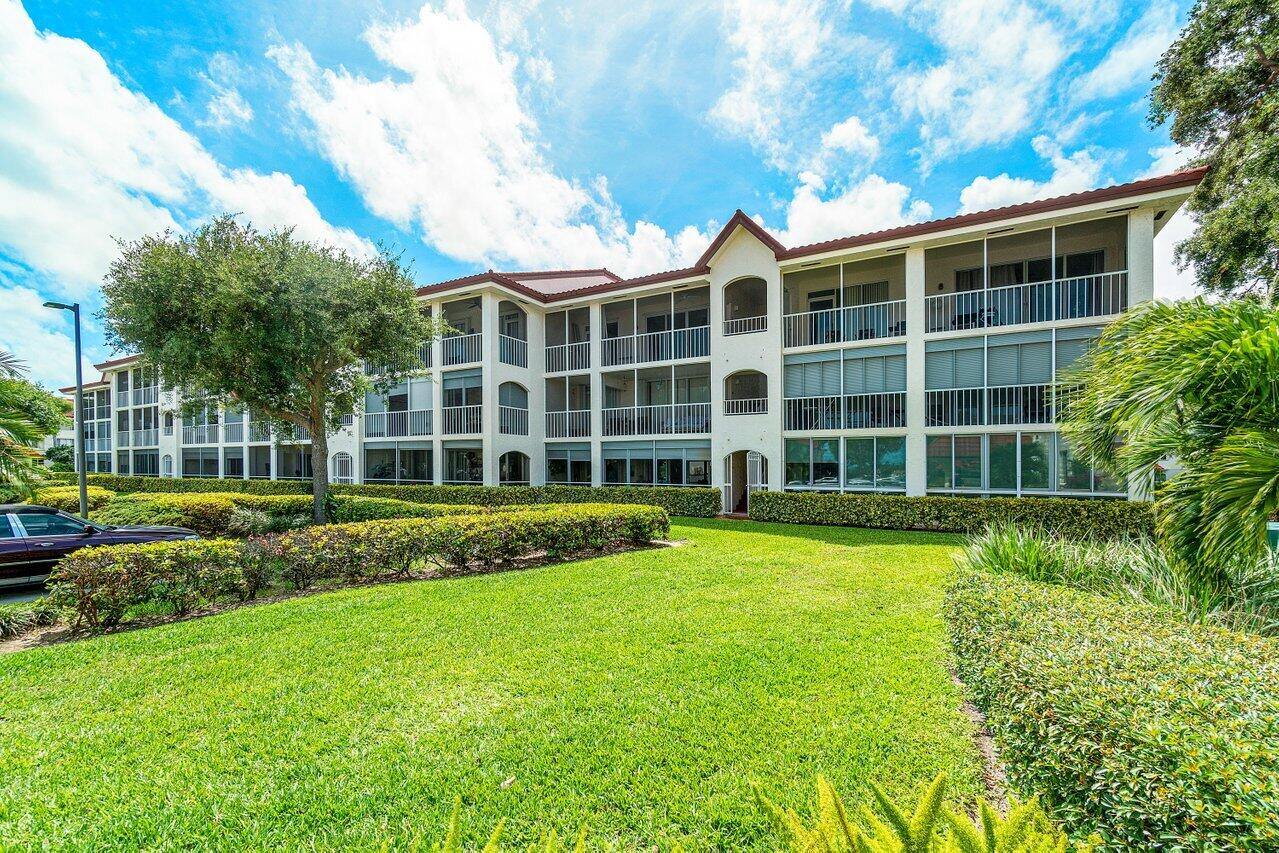 104 Half Moon Circle, Unit B3 Hypoluxo, FL 33462 - Photo 24 of 58 024-104HalfMoonCircle-Hypoluxo-FL-33462-