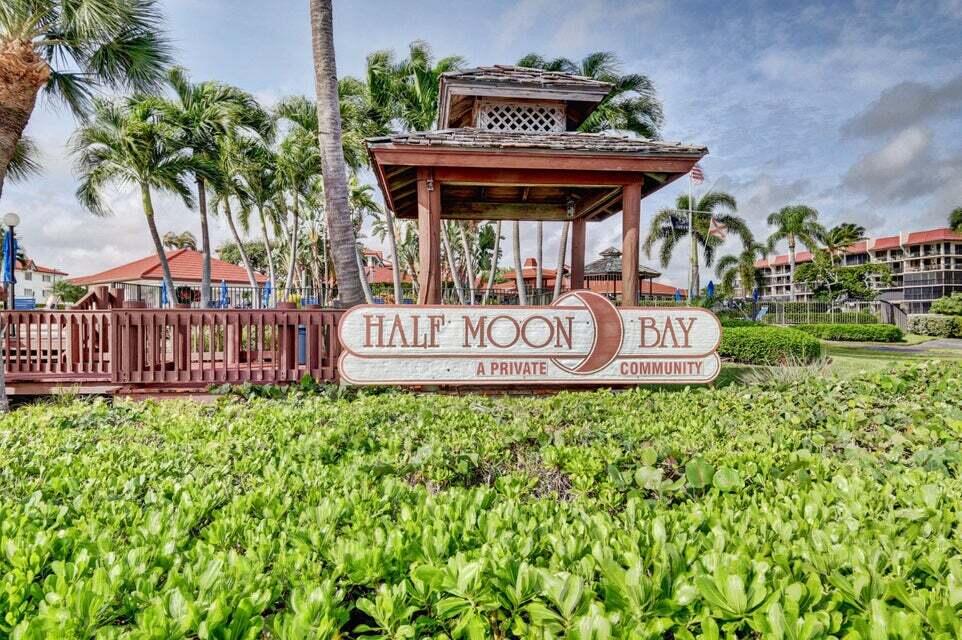 104 Half Moon Circle, Unit B3 Hypoluxo, FL 33462 - Photo 33 of 58 hmb15