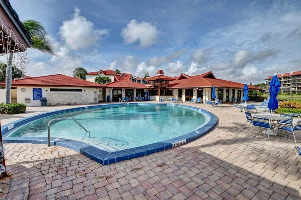 104 Half Moon Circle, Unit B3 Hypoluxo, FL 33462 - Photo 44 of 58 hmb11