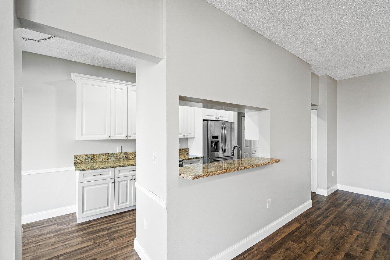 104 Half Moon Circle, Unit B3 Hypoluxo, FL 33462 - Photo 9 of 58 009-104HalfMoonCircle-Hypoluxo-FL-33462-