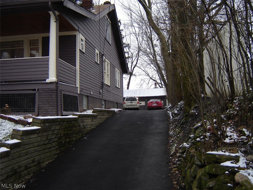 10901 Bellaire Road Cleveland, OH 44111 - Photo 29 of 35 Gallery Image 29