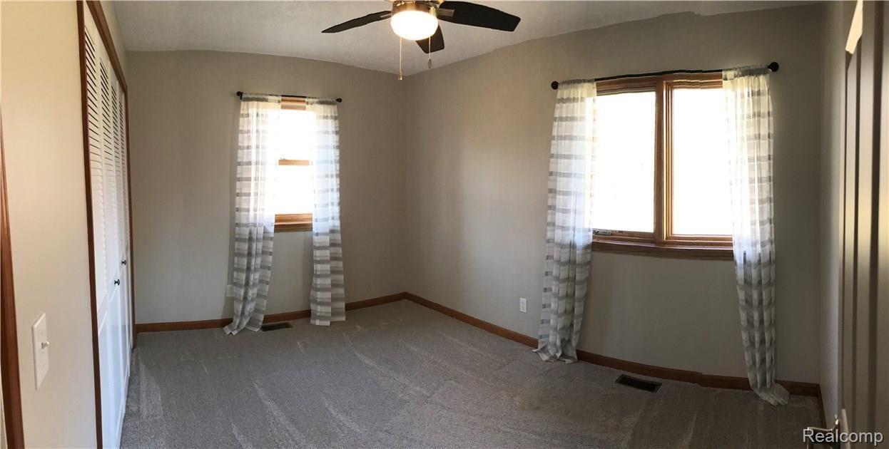 570 North Kellogg Road Howell, MI 48843 - Photo 12 of 40 IMG_0041.JPG