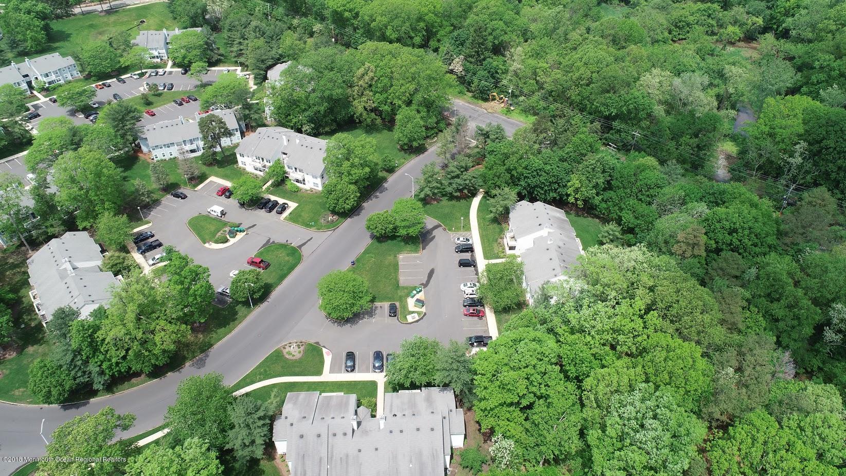 8 White Oak Court Howell, NJ 07731 - Photo 19 of 20 DJI_0546