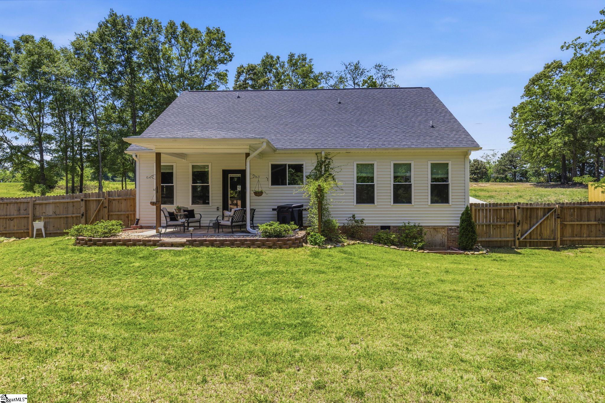 1347 Griffin Mill Road Easley, SC 29640 - Photo 5 of 50 Gallery Image 5