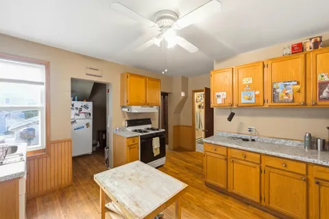$429,900 | 1671 North Marshall Street, Milwaukee, WI 53202