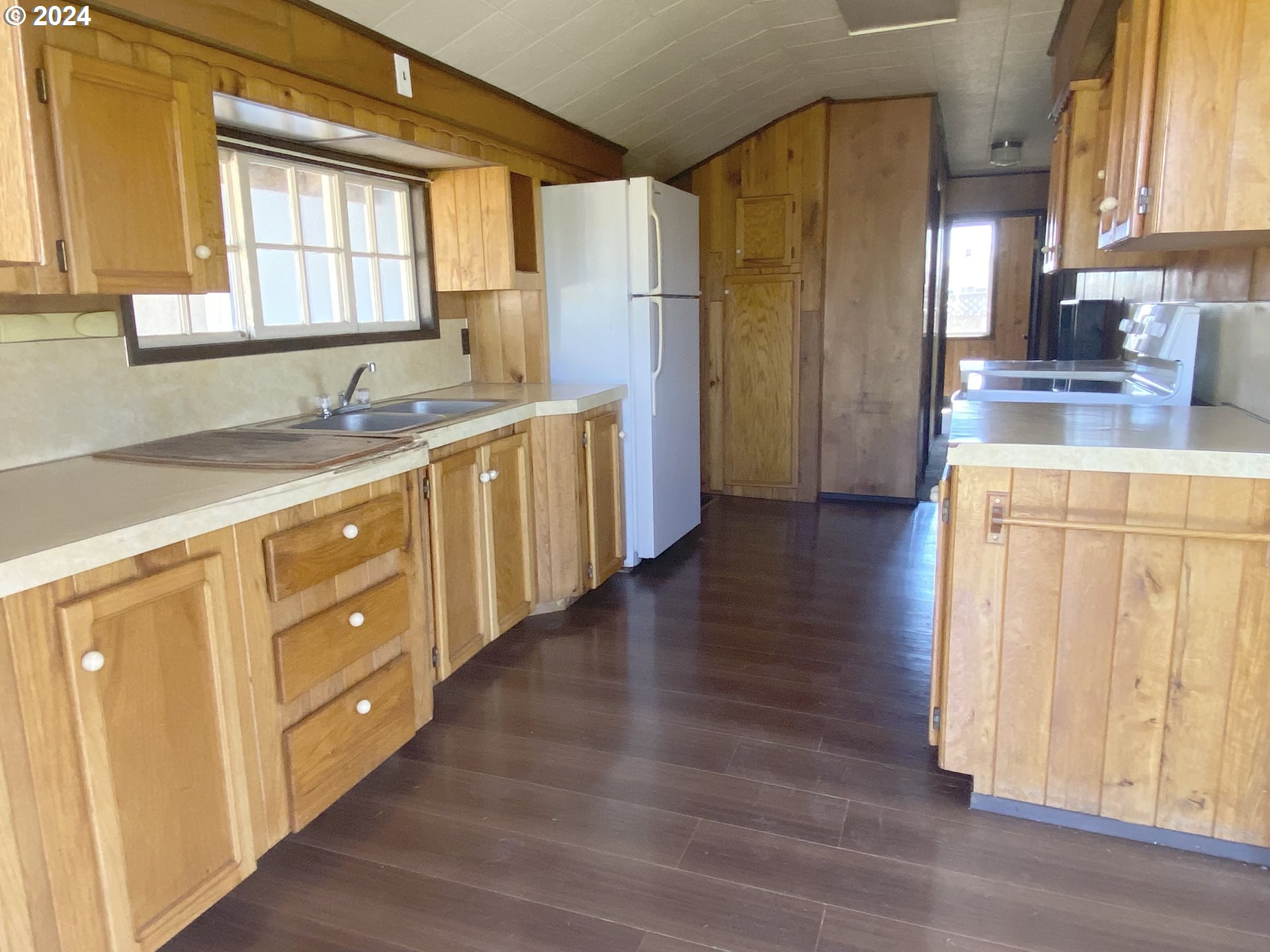 7185 Vaughn Road Tillamook, OR 97141 - Photo 10 of 24 Gallery Image 10