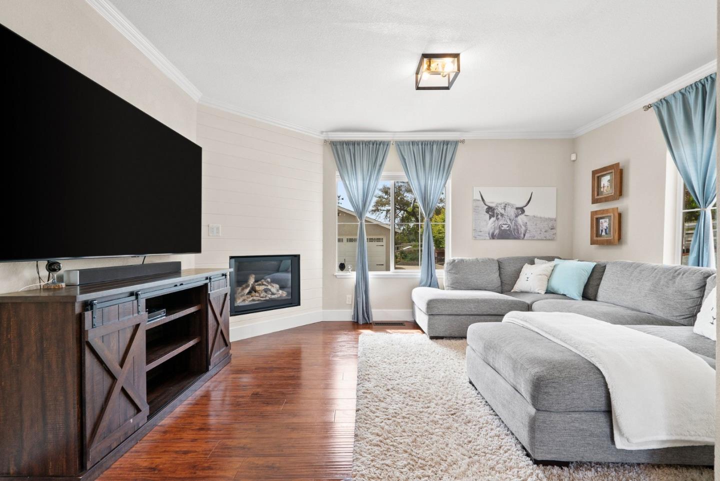 295 Wheelock Road Watsonville, CA 95076 - Photo 5 of 46