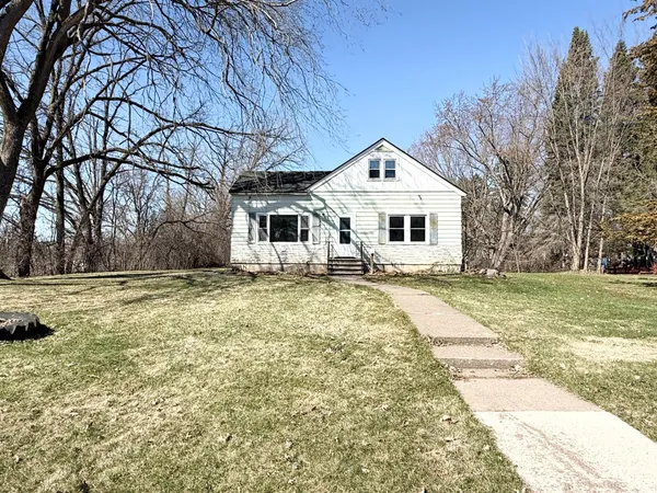 $180,000 | 207 Grove Street North, Mora, MN 55051