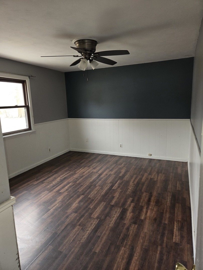 1309 Crest Lane Rochelle, IL 61068 - Photo 8 of 18 a view of an empty room