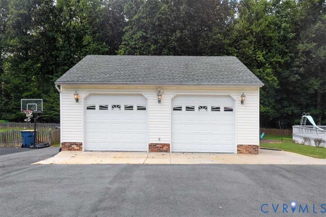 10330 Christina Road Chesterfield, VA 23832 - Photo 30 of 39 a front view of a house