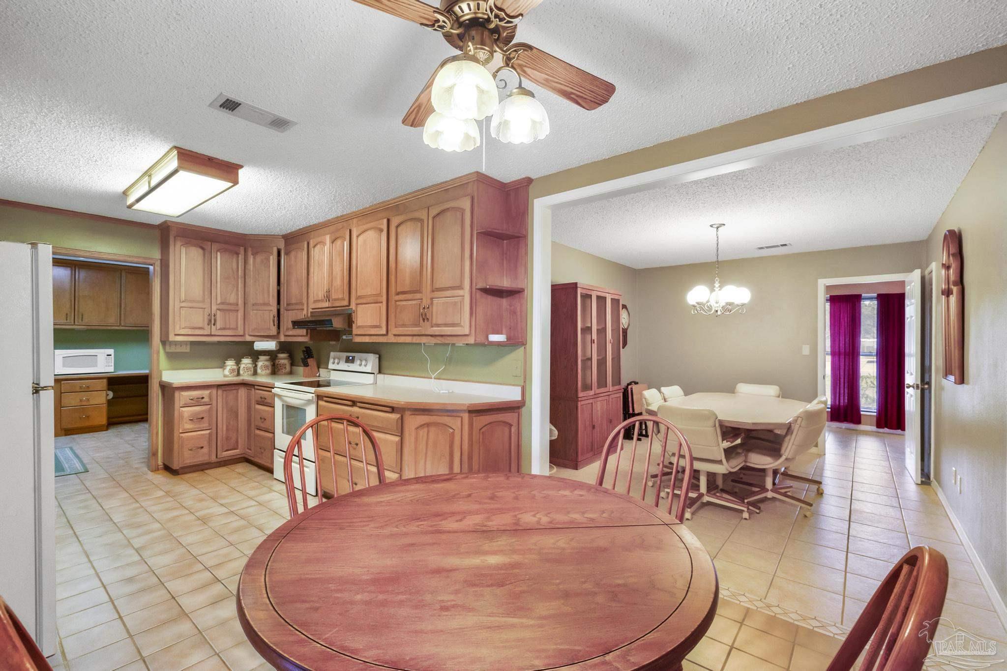 415 West Kingsfield Road Cantonment, FL 32533 - Photo 16 of 58 Gallery Image 16