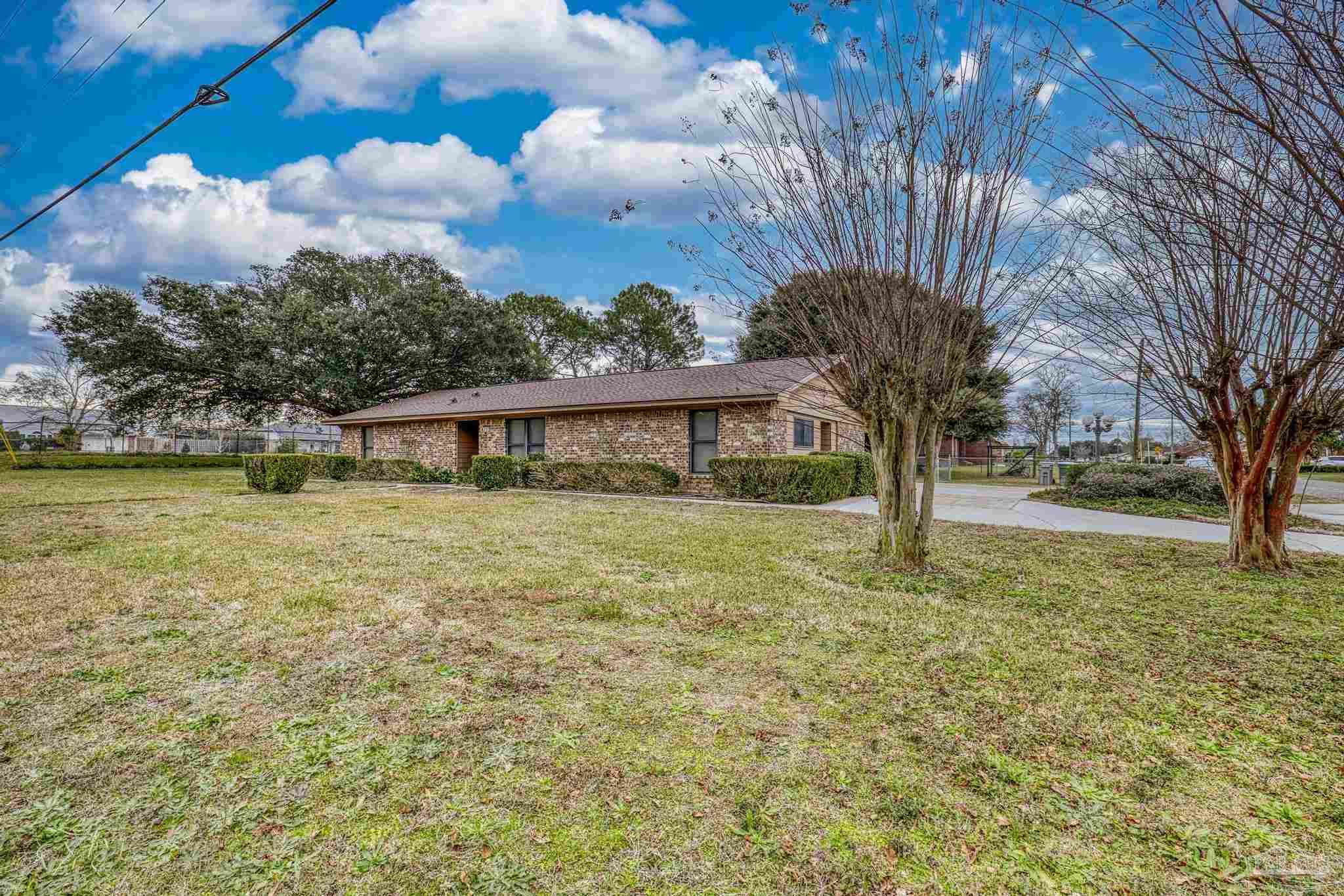 415 West Kingsfield Road Cantonment, FL 32533 - Photo 50 of 58 Gallery Image 50