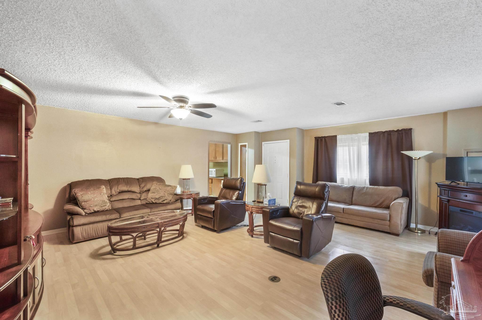 415 West Kingsfield Road Cantonment, FL 32533 - Photo 9 of 58 Gallery Image 9