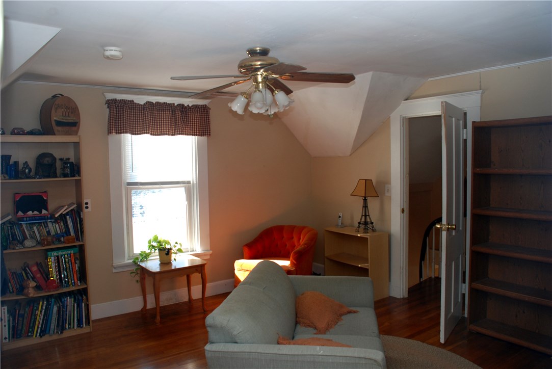 732 Main Street Warren, RI 02885 - Photo 12 of 37 Gallery Image 12
