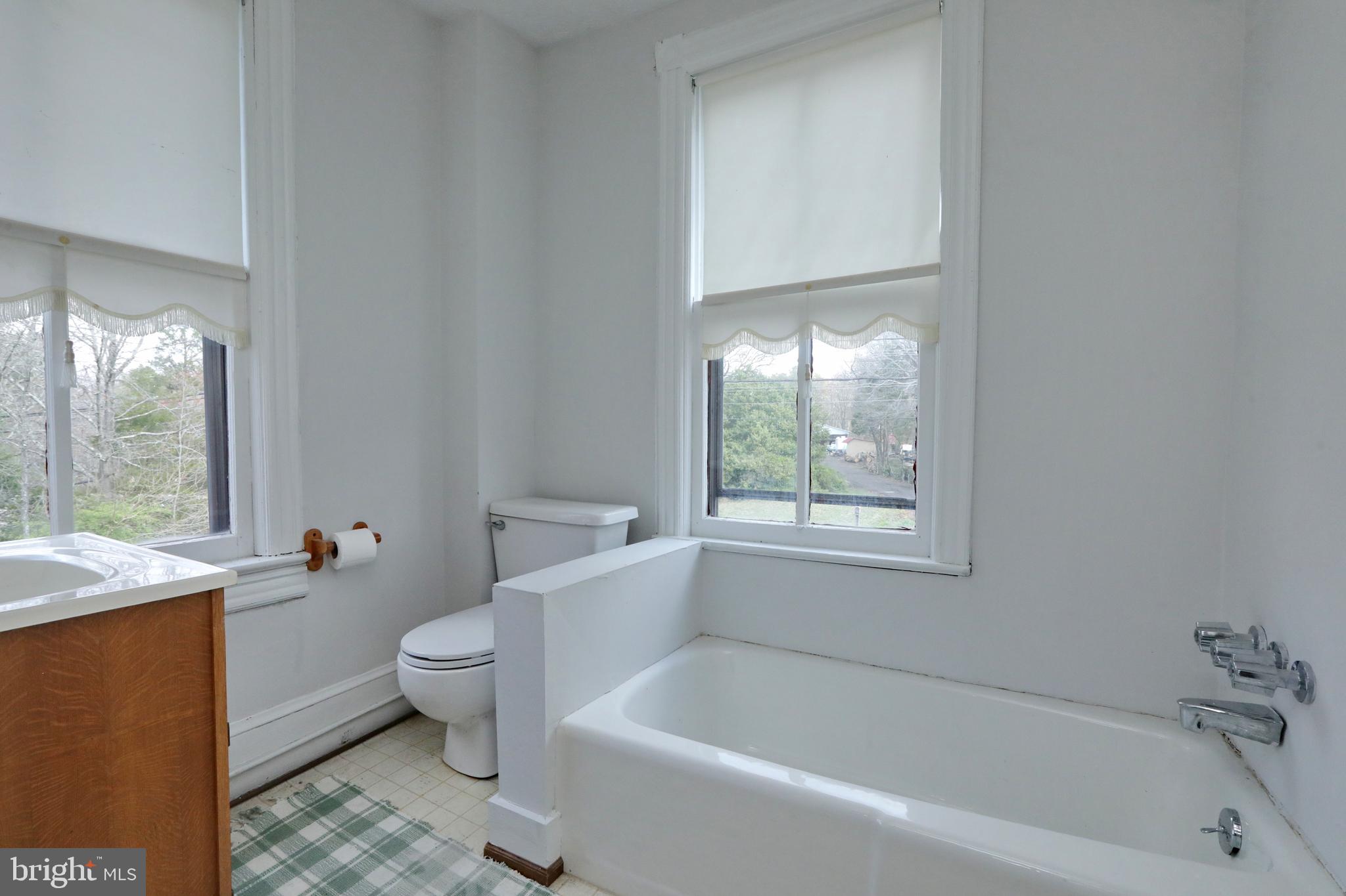 12155 Rock Point Road Newburg, MD 20664 - Photo 23 of 74