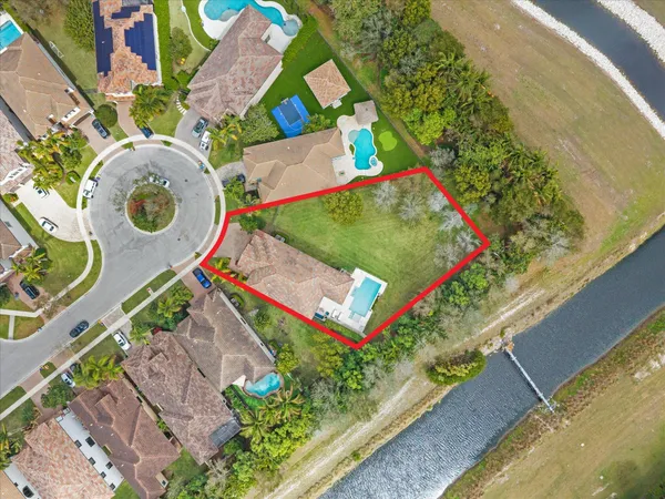 $1,890,000 | 16945 Bridge Crossing Circle, Delray Beach, FL 33446